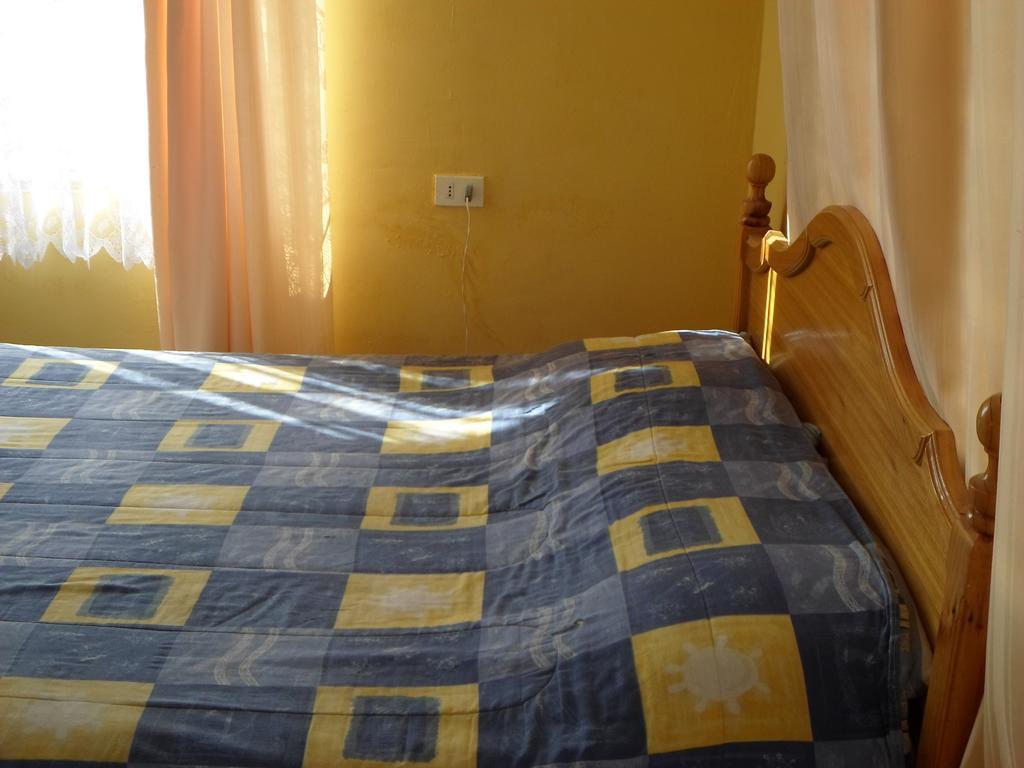 Hostal Playa Brava Caldera Room photo